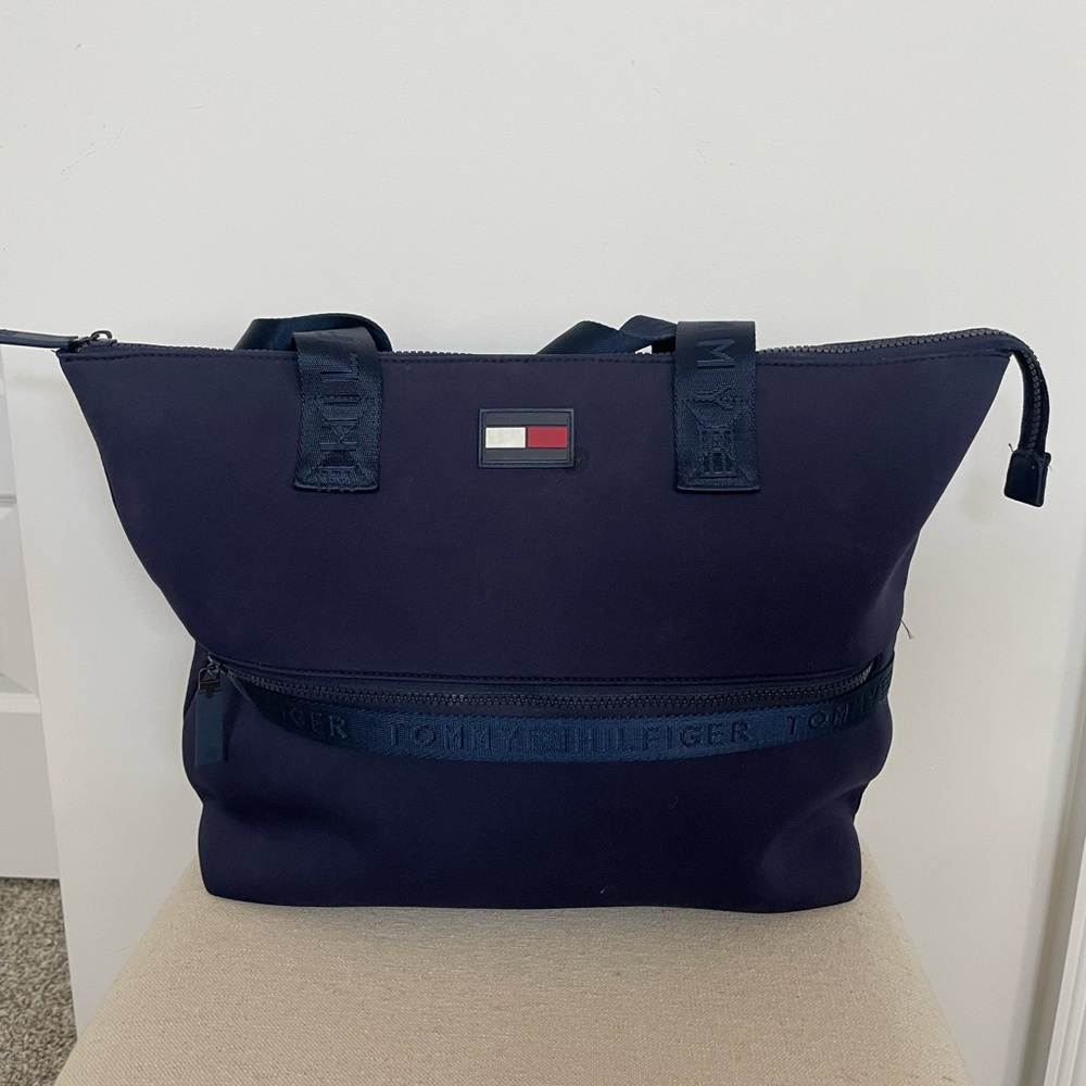Navy blue Tommy Hilfiger tote bag